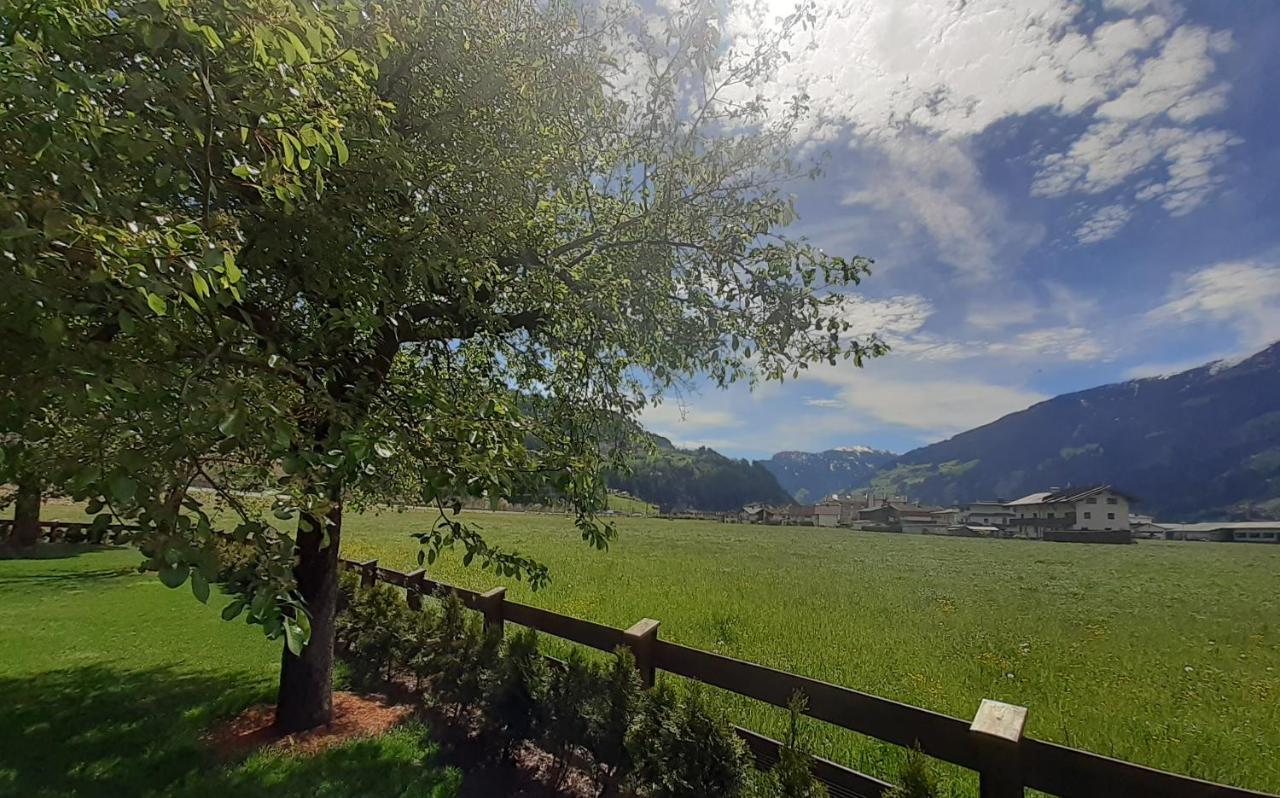 Hotel Garni Jagdhof Zell am Ziller Esterno foto