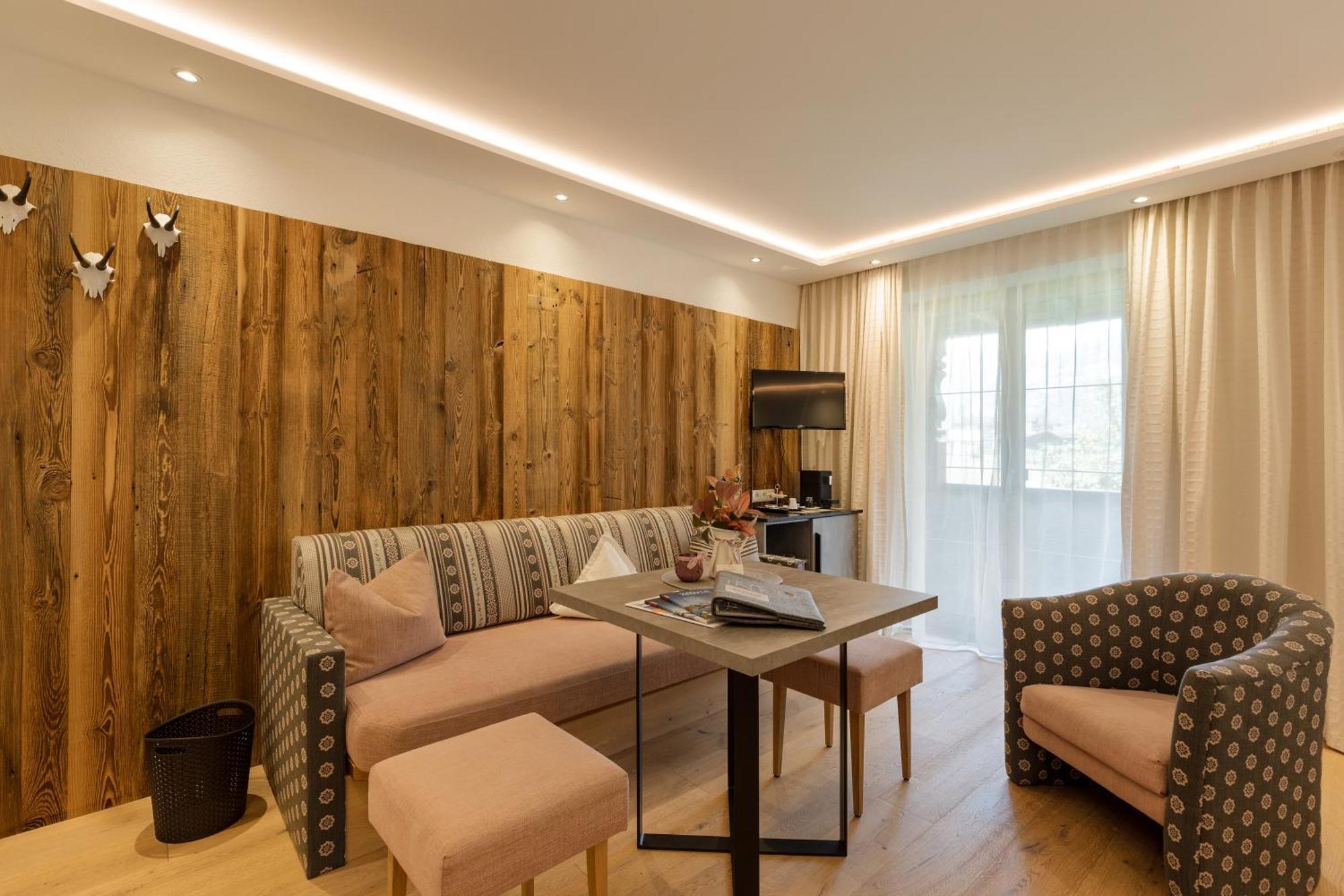 Hotel Garni Jagdhof Zell am Ziller Esterno foto